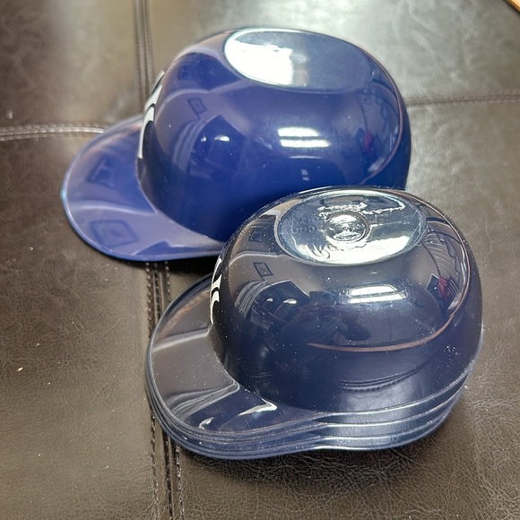 NY Yankees ice cream/snack cup/bowl hats - Picture 15 of 16